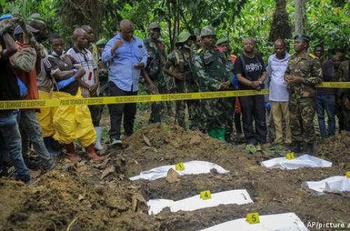 Sud-Kivu : les M23 jettent des centaines de civils dans les fosses communes à Kavinvira et Kilomoni