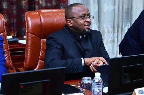 RDC : le gouvernement annonce la régularisation de 95 000 sous-officiers de la PNC après plus de treize ans d’attente