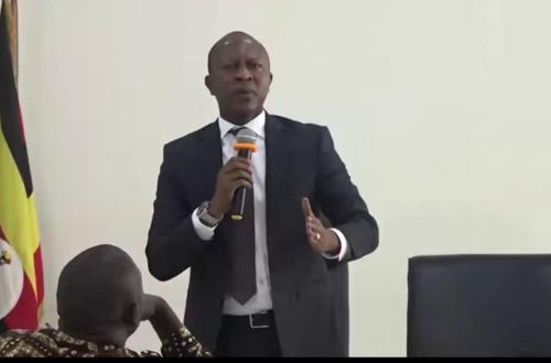 Ouganda : controverse autour de la protestation identitaire d'un ministre nommé dans le gouvernement de Museveni