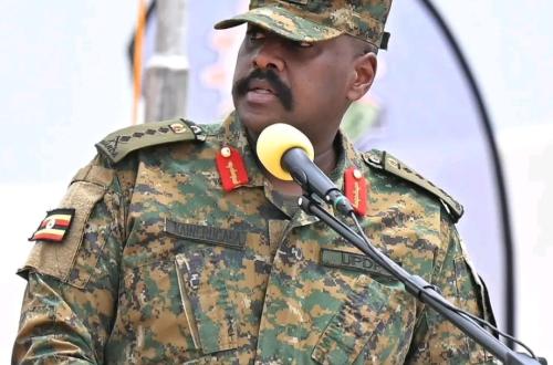 Ouganda : le général Muhoozi Kainerugaba formalise ses ambitions présidentielles pour 2031
