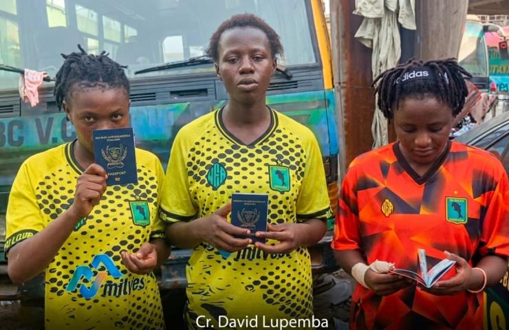 Nord-Kivu : deux jeunes footballeuses de Beni appelées en sélection U17 après l’appui de Jonas Kasimba