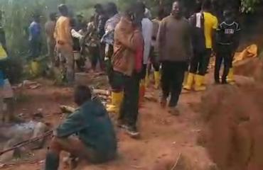Un éboulement de terre fait trois morts dans une même famille à Mongbwalu