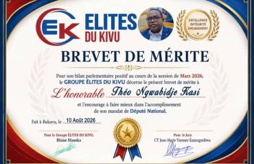 Sud-Kivu : le groupe « Elites du Kivu » décerne un brevet de mérite au député national Théo Ngwabidje Kasi