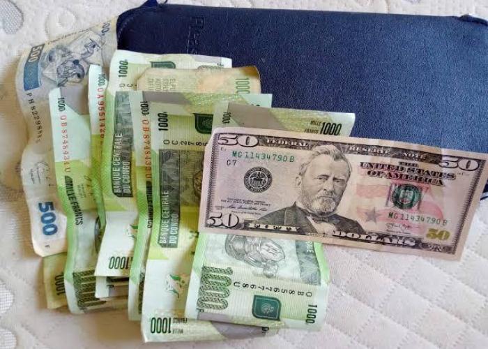 RDC : La dépréciation des francs Congolais face aux dollars américains ; une balance de paiement déficitaire qui est l'une des causes majeures