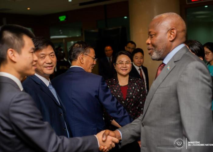 Kinshasa : Vital Kamerhe reçoit une délégation Chinoise à son cabinet, au menu des échanges, le partenariat gagnant-gagnant