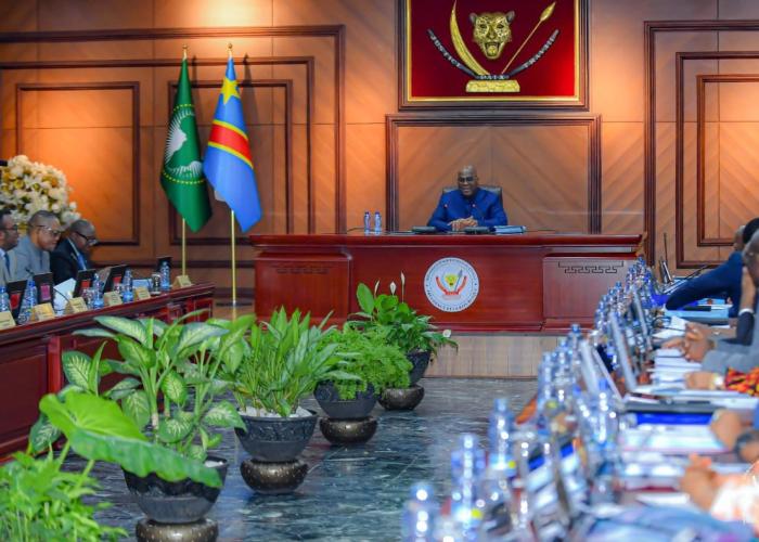 Élection RDC 2023 : Felix Tshisekedi appelle les ministres à concilier leurs responsabilités gouvernementales avec la campagne électorale