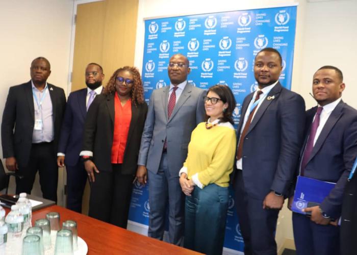 Tête-à-tête entre Guylain Nyembo et la Directrice de l'Alimentation scolaire et de la protection sociale du PAM