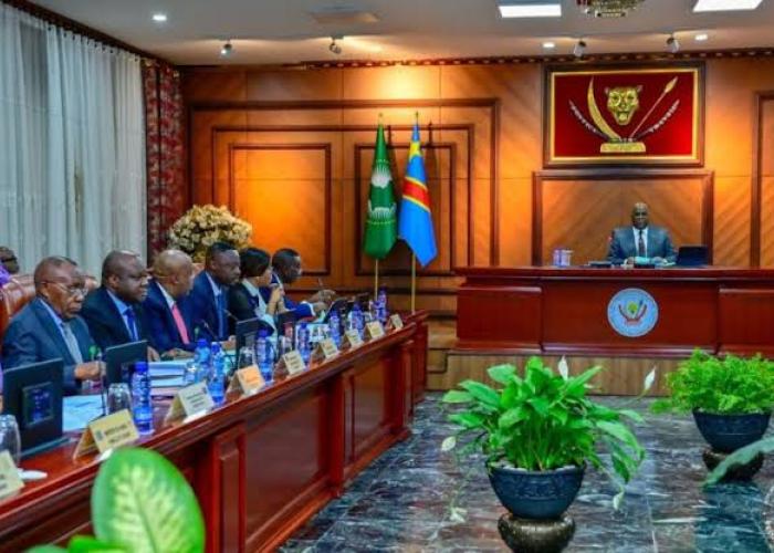 F. Tshisekedi presse le gouvernement : « L’entrepreneuriat est une urgence nationale, pas un luxe »