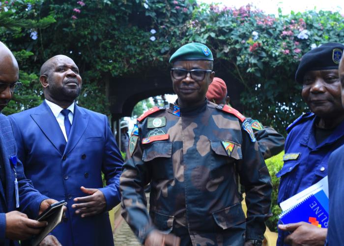 Le gouverneur nomme les assistants des coordonnateurs principaux